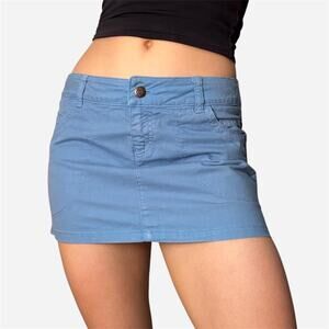 Blue denim Jean mini skirt light blue — fits like size 6 from Grin’s